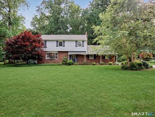 1061 Galloping Hill Rd, Fairfield, CT, 06824-7129 | Card Image