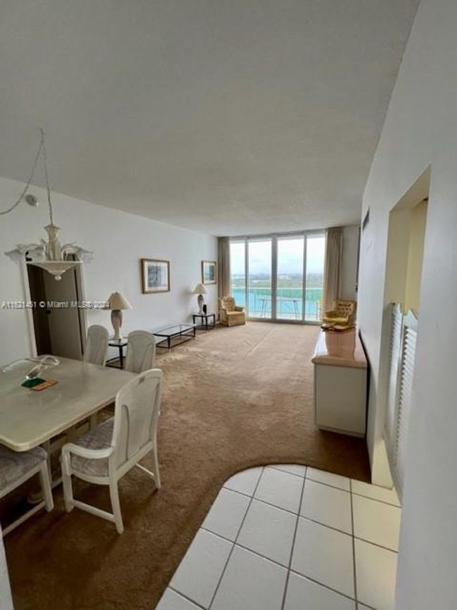 PH-21 - 100 Bayview Dr, Condo with 2 bedrooms, 2 bathrooms and null parking in Sunny Isles Beach FL | Image 6