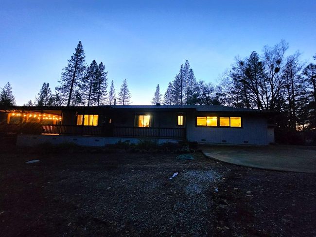 955 Grinding Rock Ct, House other with 3 bedrooms, 2 bathrooms and null parking in West Point CA | Image 14