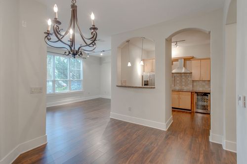 145-2600 Hillsboro Pike, Nashville, TN, 37212-5628 | Card Image