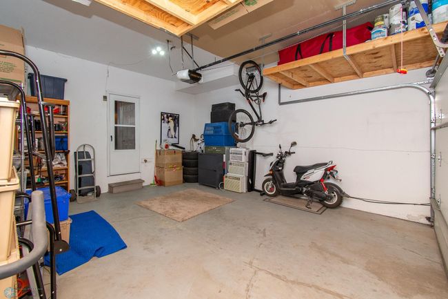 Garage | Image 47