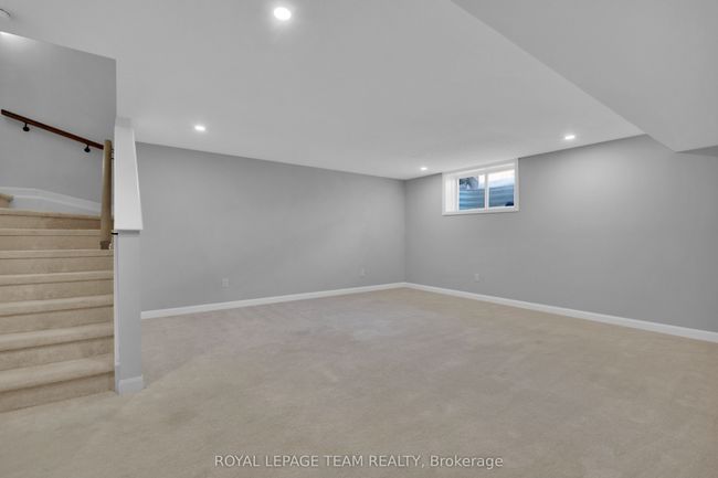 123 Chakra Street, House attached with 3 bedrooms, 3 bathrooms and 2 parking in Barrhaven ON | Image 33