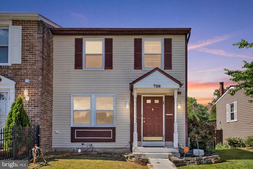 728 Avanti Pl, Hyattsville, MD, 20785-4601 | Card Image