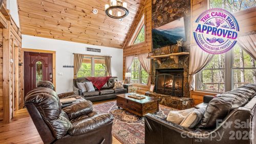 100 Split Rail Dr, Maggie Valley, NC, 28751-0435 | Card Image