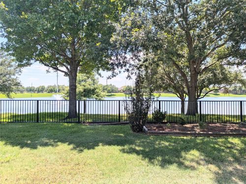 2716 Park Falls Dr, Pearland, TX, 77584-7221 | Card Image