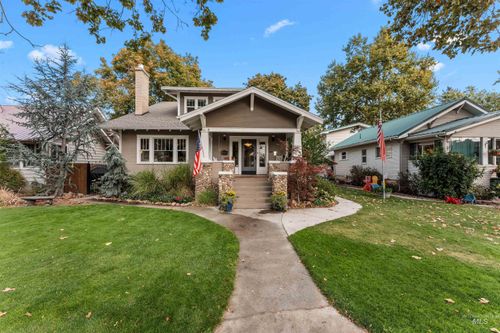 414 E 2nd St, Emmett, ID, 83617-3009 | Card Image