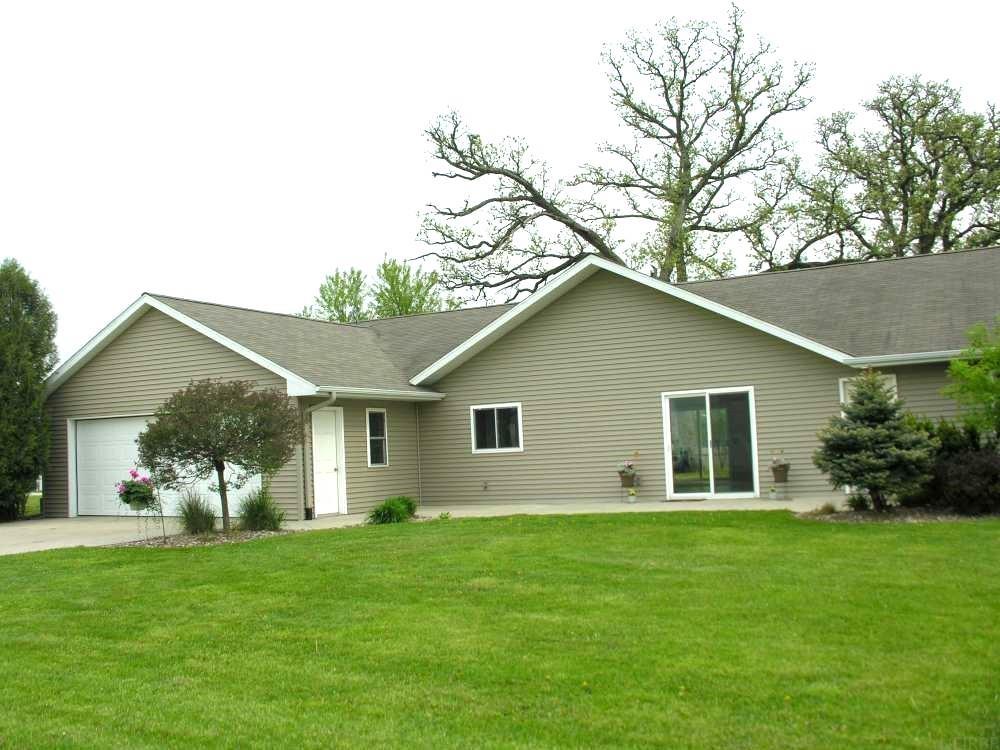 Hickory Ave, Osage, IA 50461