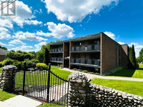 106-74 The Queensway S, Keswick, ON, L4P1Z3 | Card Image
