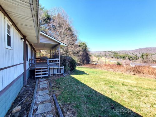 57 Paul Ridge Rd, Newland, NC, 28657-8715 | Card Image