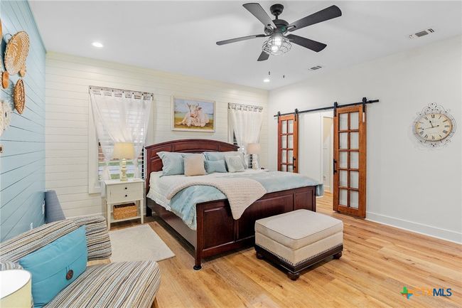 214 Timothy St, Home with 3 bedrooms, 3 bathrooms and null parking in Inez TX | Image 39
