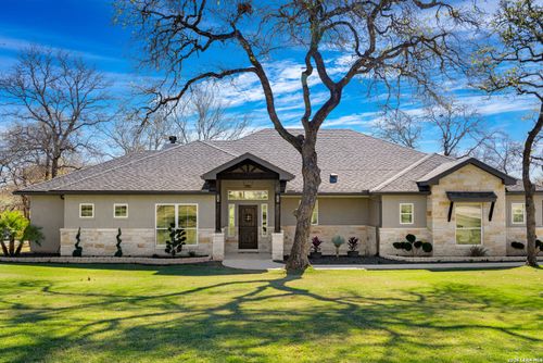 124 N Tranquility, La Vernia, TX, 78121 | Card Image
