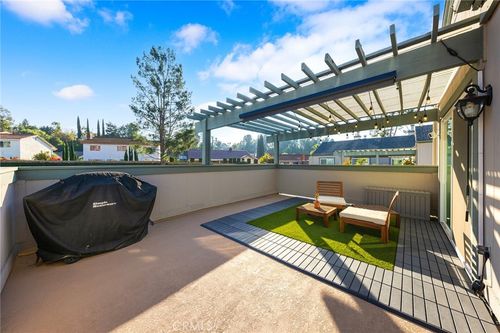 unit-g-1120 Cleghorn Dr, Diamond Bar, CA, 91765-2325 | Card Image