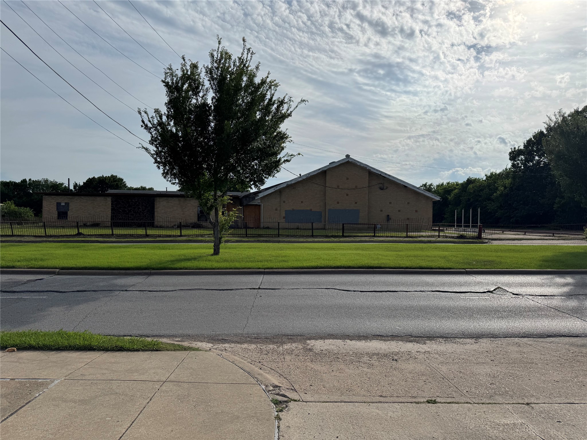Commercial Sale in Dallas