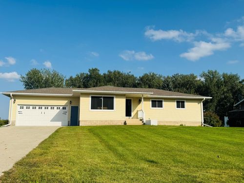 261 15th Ln Ne, Benson, MN, 56215-1159 | Card Image