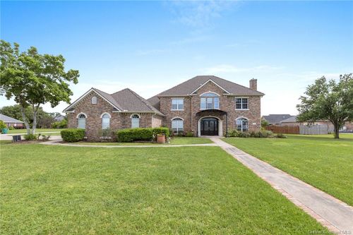1679 N Crestview Dr, Lake Charles, LA, 70605-5280 | Card Image