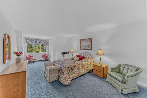 323 Hannah Loop, Carroll, NH, 03575 | Card Image