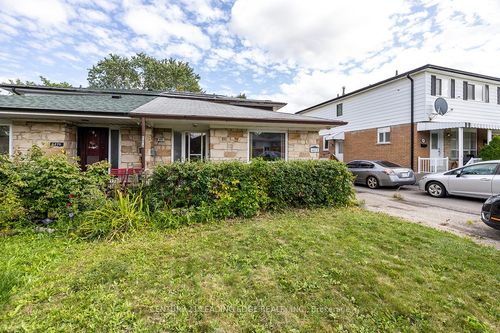 6872 Darcel Ave, Mississauga, ON, L4T2W5 | Card Image