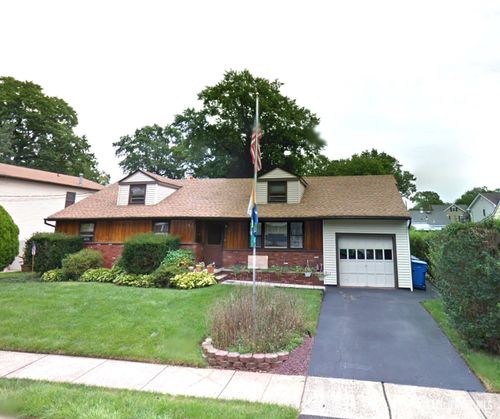 14 Chase Ave, Avenel, NJ, 07001-1403 | Card Image