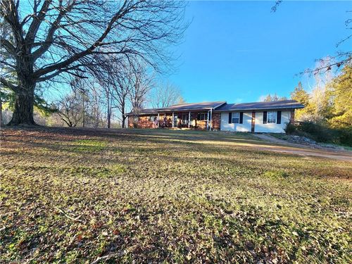 543 Fisher Valley Rd, Dobson, NC, 27017-7793 | Card Image