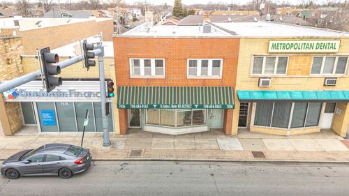 7036 Cermak Rd, Berwyn, IL, 60402-2197 | Card Image