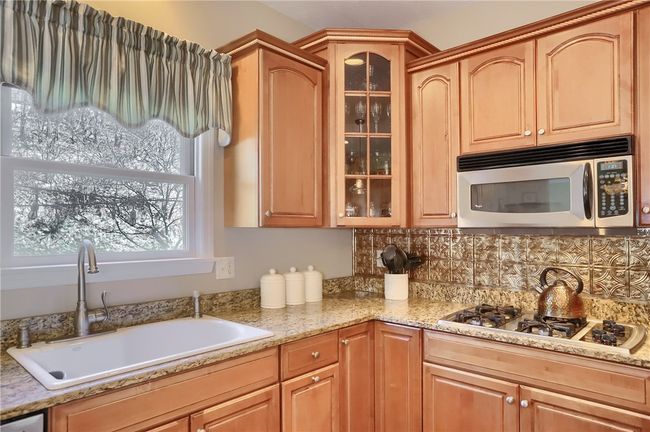 509 Sword Dance Pl, House other with 4 bedrooms, 5 bathrooms and 3 parking in Cranberry Twp PA | Image 14