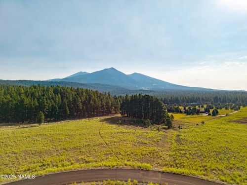 9199 Ranch At The Peaks Way, Flagstaff, AZ, 86001 | Card Image