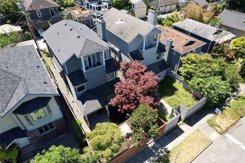 2327 N 65th St, Seattle, WA, 98103-5409 | Card Image