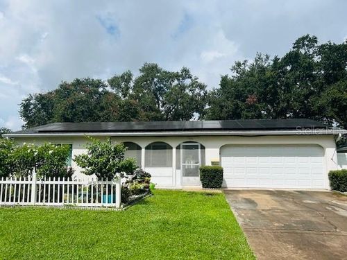 7536 18th Way N, ST PETERSBURG, FL, 33702-4804 | Card Image