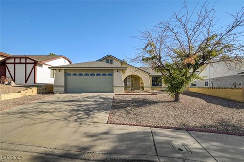 929 Anchor Dr, Henderson, NV, 89015-5663 | Card Image