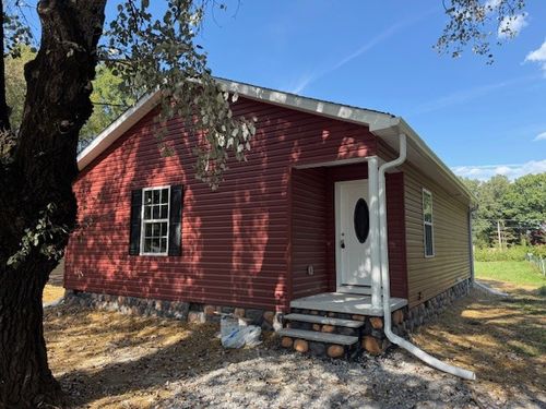 127 Freeman St, Tullahoma, TN, 37388-2703 | Card Image