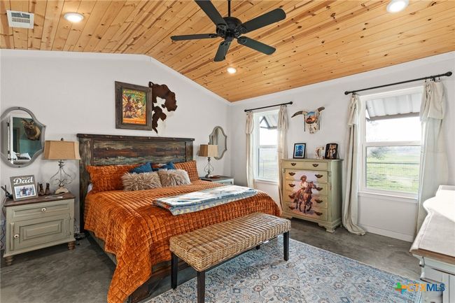973 County Road 130, Home with 3 bedrooms, 3 bathrooms and null parking in Gatesville TX | Image 13