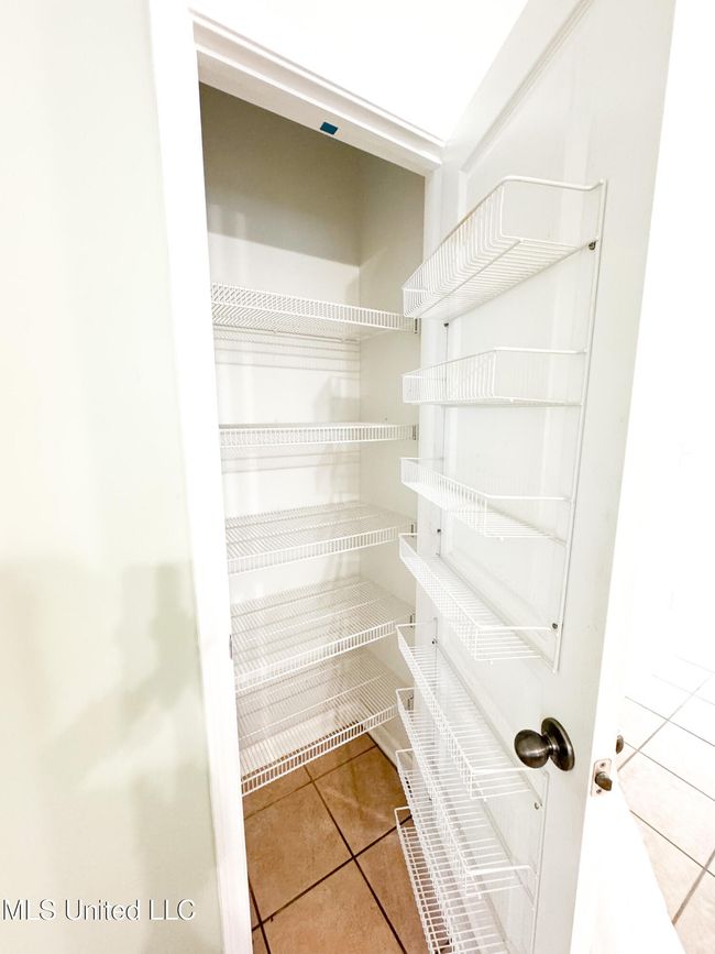 Pantry | Image 32