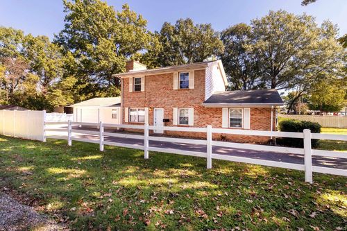 3453 Koressel Ave, Evansville, IN, 47712-4161 | Card Image