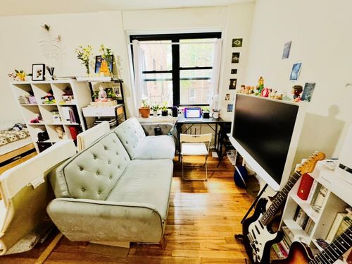 2g-44 Macnish St, Elmhurst, NY, 11373 | Card Image
