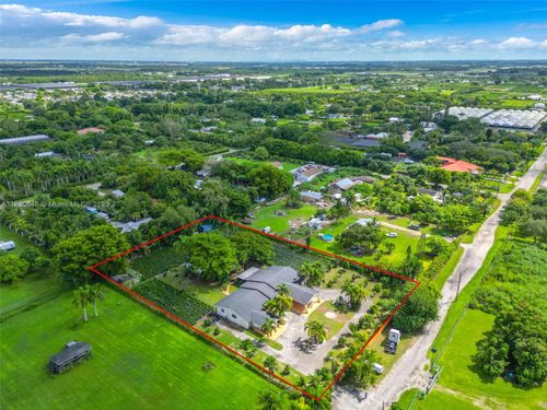 18475 Sw 206th St, Miami, FL, 33187-3333 | Card Image