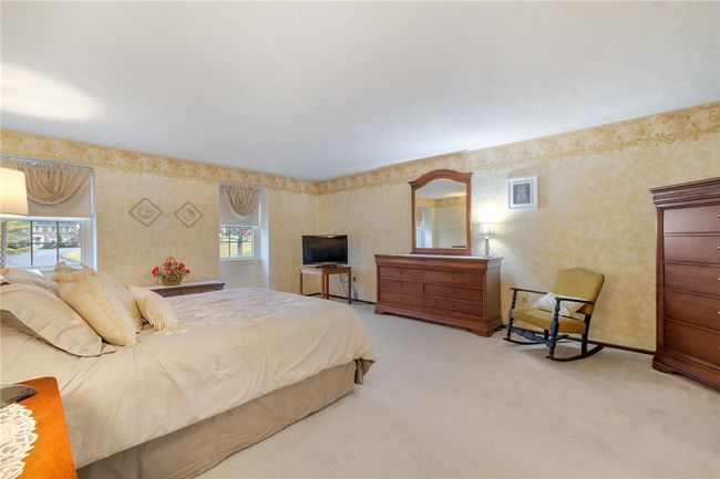 1378 Langport Dr, House other with 4 bedrooms, 4 bathrooms and 2 parking in Upper St. Clair PA | Image 15