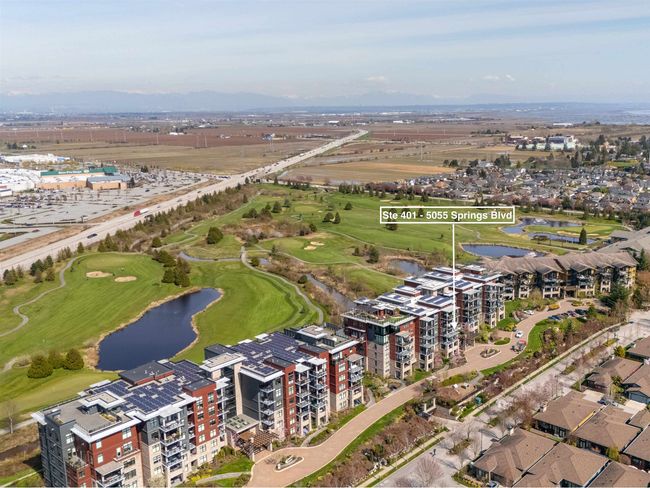 401 - 5055 Springs Blvd, Condo with 3 bedrooms, 2 bathrooms and 2 parking in Delta BC | Image 5