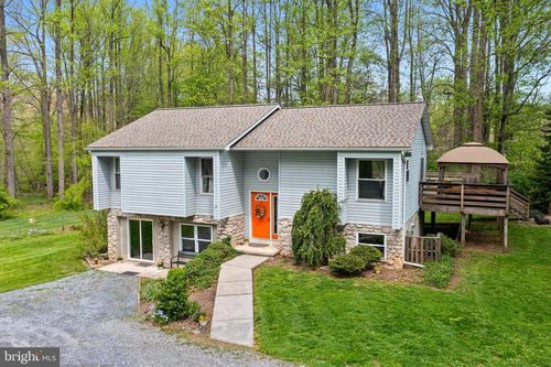 279 Lafayette Rd, COATESVILLE, PA, 19320-1279 | Card Image