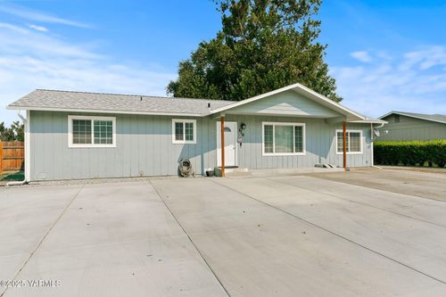 116 Walker Pl, Prosser, WA, 99350-1056 | Card Image