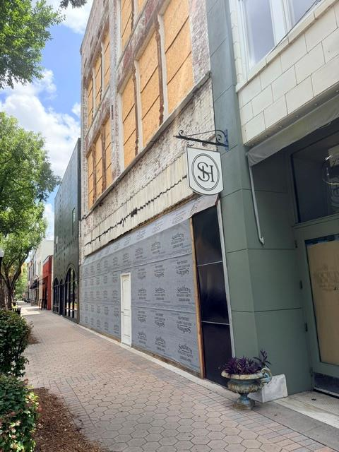 128 N Patterson St, Valdosta, GA 31601