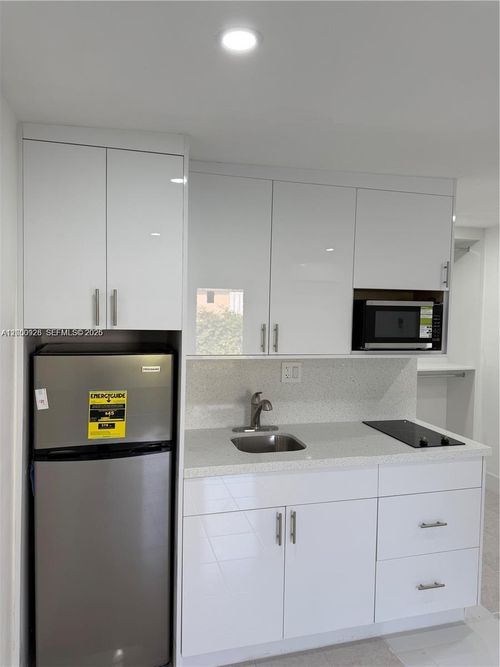 1-6820 Sw 5th St, Miami, FL, 33144-3616 | Card Image