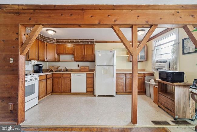 4014 Worrilow Rd, Townhouse with 3 bedrooms, 1 bathrooms and null parking in BROOKHAVEN PA | Image 9
