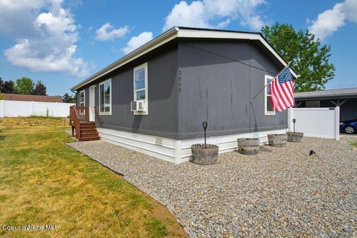 2065 W Windermere Ave, Coeur D Alene, ID, 83815-9445 | Card Image