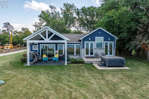 1049 State Route 357, Put In Bay, OH, 43456-6827 | Card Image