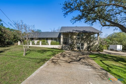 21 Royal Crst, New Braunfels, TX, 78130-6174 | Card Image