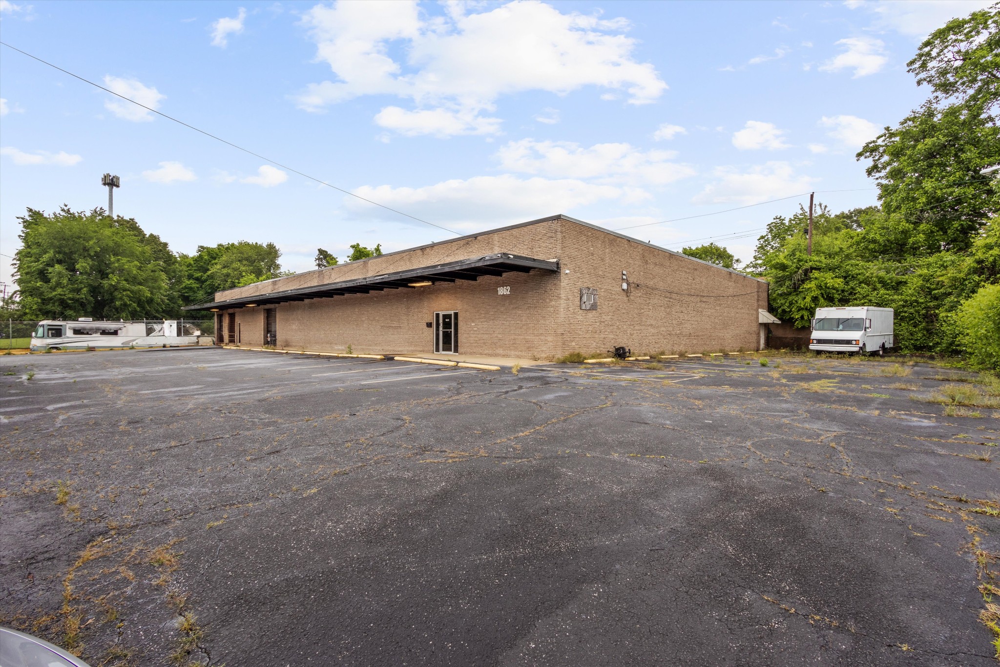 Commercial Sale in Memphis 2