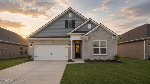 63 Powell Pl, Byhalia, MS, 38611-7891 | Card Image