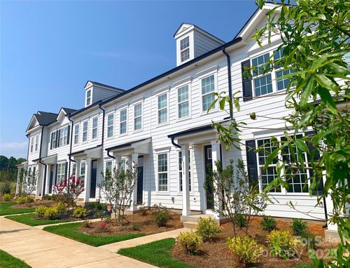 21-8114 Jacey Ln, Huntersville, NC, 28078-9801 | Card Image