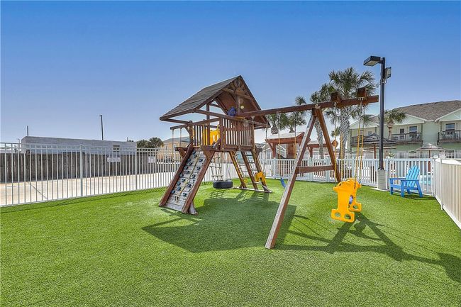 UNIT-213 - 2212 State Highway 361, Townhouse with 4 bedrooms, 4 bathrooms and 2 parking in Port Aransas TX | Image 35