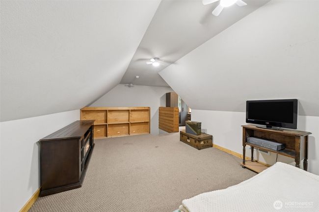 39800 224 Th Ave Se, House other with 4 bedrooms, 2 bathrooms and 2 parking in Enumclaw WA | Image 22